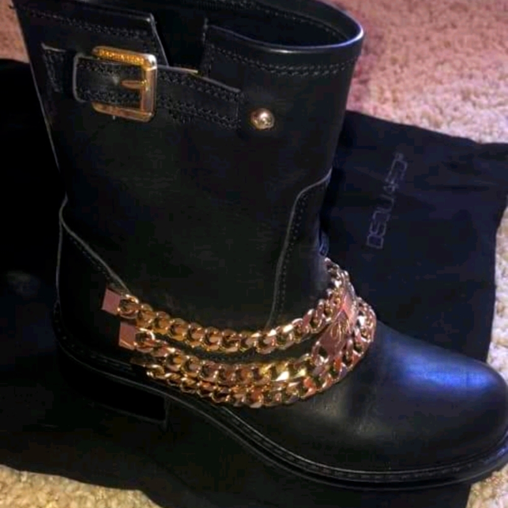 Dsquared boots